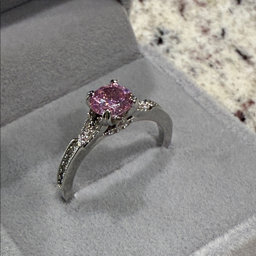 Elegant Pink Stone Silver Ring. Size 9